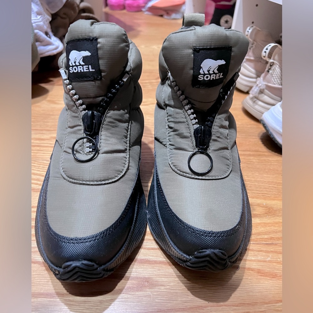 SOREL BOOTS